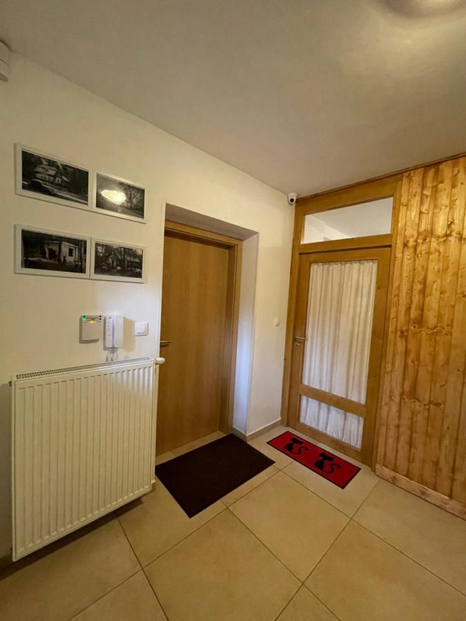 Kersko Apartments Hradistko  エクステリア 写真